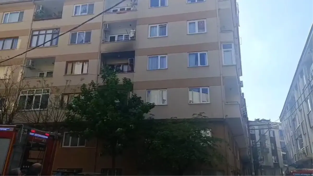 Bursa\'da Balkon Yangını Kontrol Altına Alındı