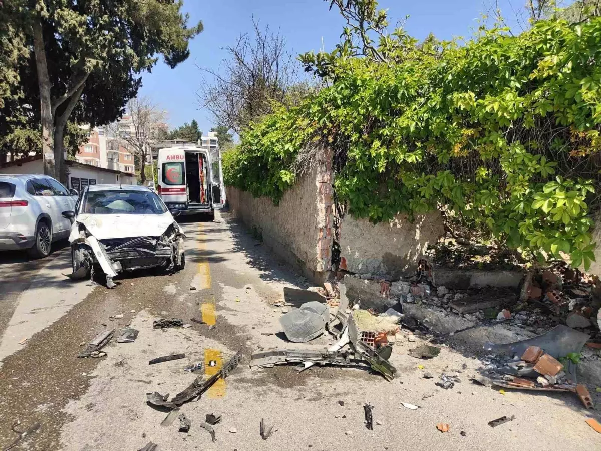 Kuşadası\'nda Kaza: Bir Yaralı