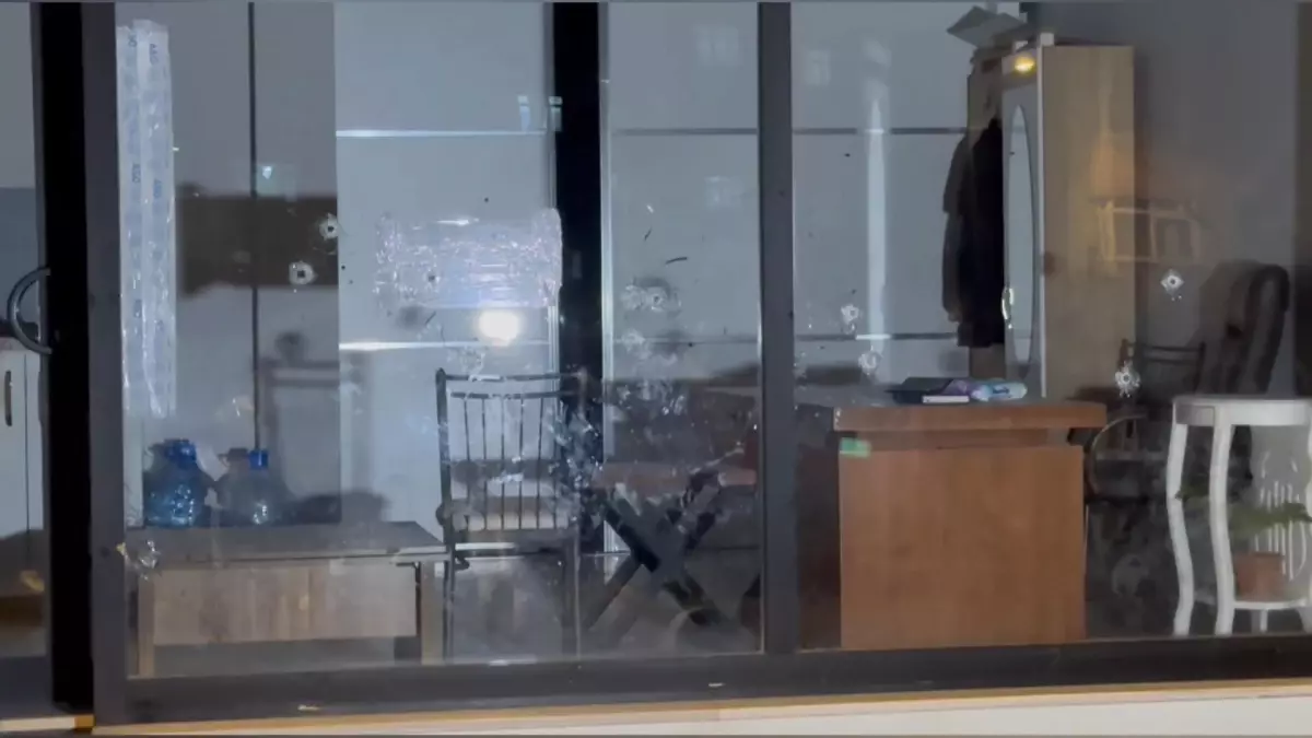 Küçükçekmece\'de Motosikletli Saldırı