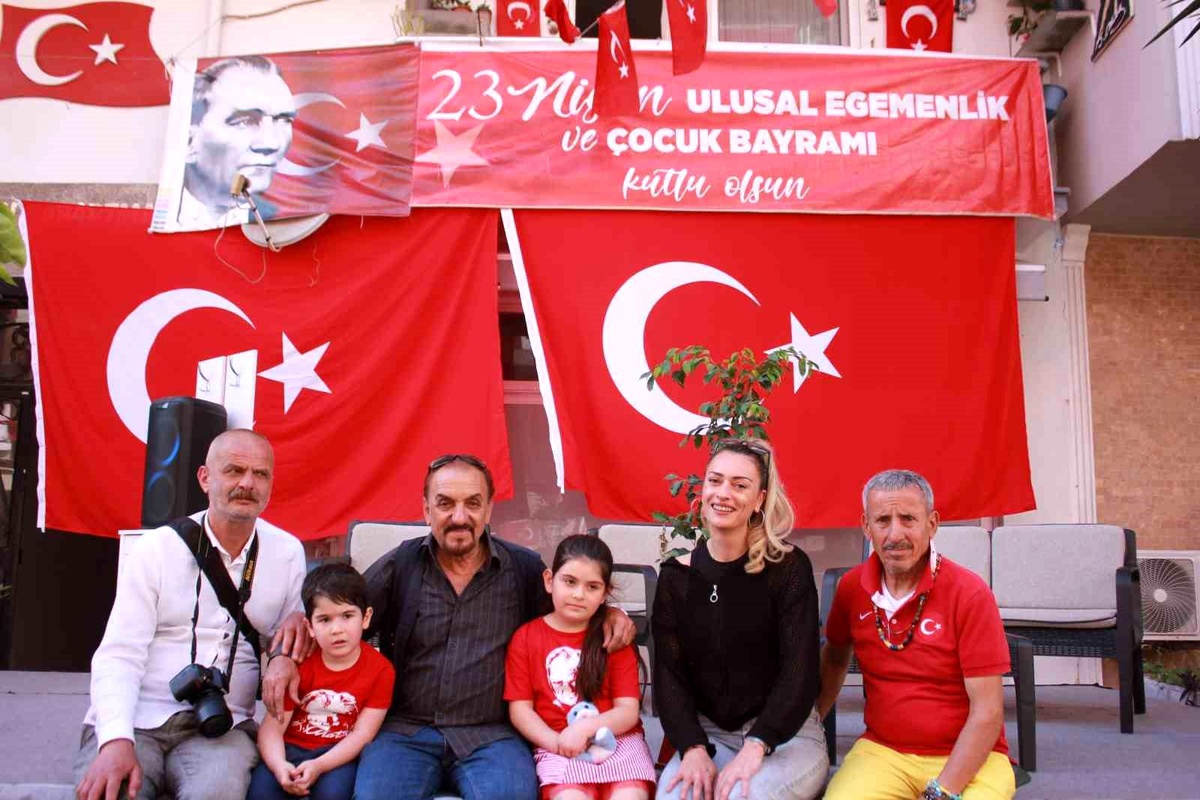 Marmaris\'te 23 Nisan Coşkusu