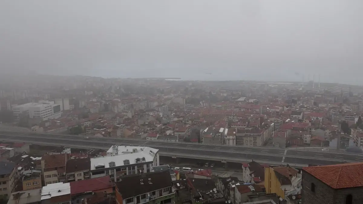 Trabzon\'da Yoğun Sis Uçuşları İptal Ettirdi