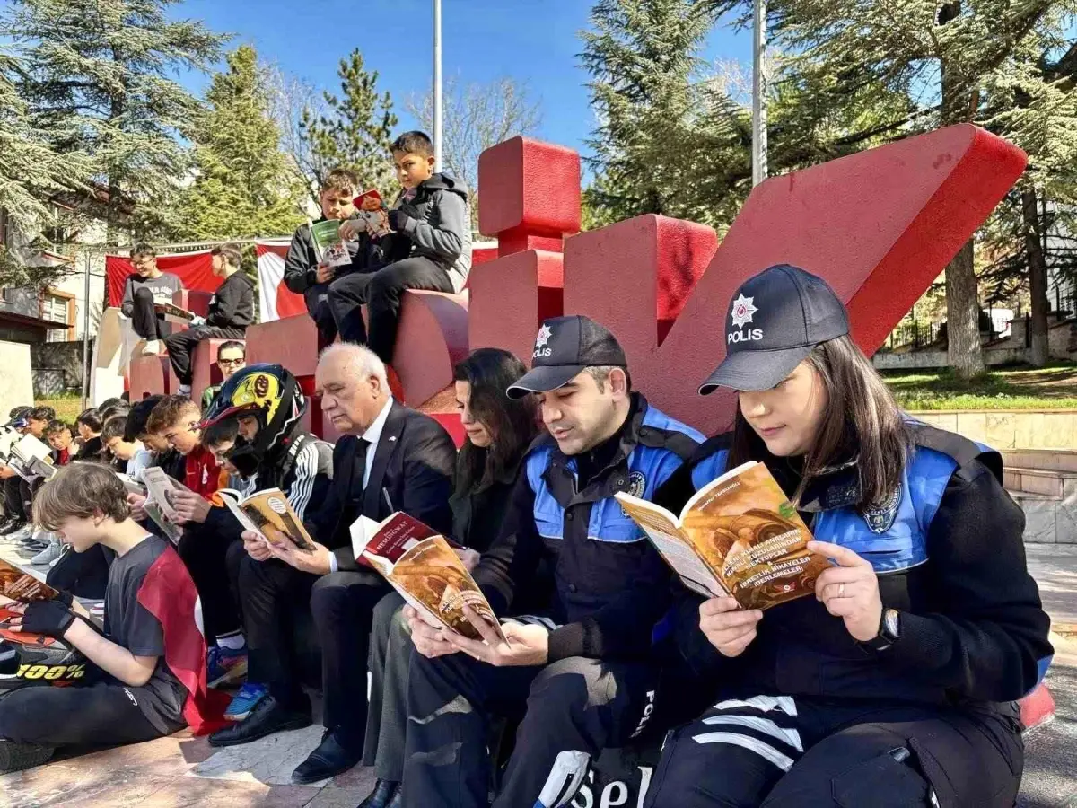 Bilecik\'te Kitap Okuma Etkinliği