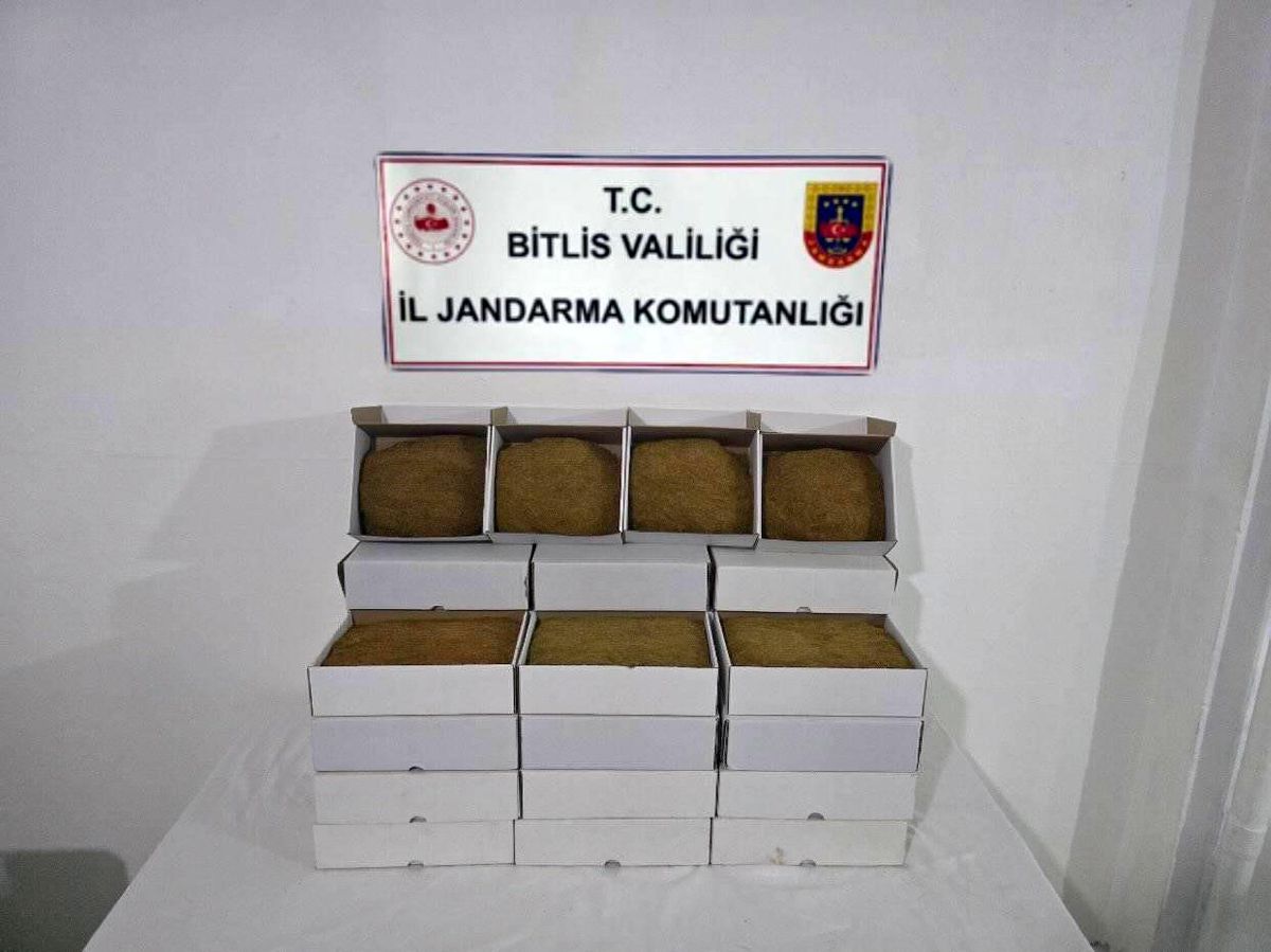 Bitlis\'te 120 Bin TL Değerinde Tütün Ele Geçirildi