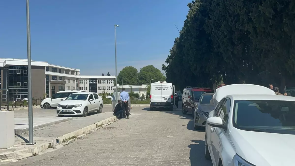 Fehmi Işıklar\'ın Eşine Tabancalı Saldırı