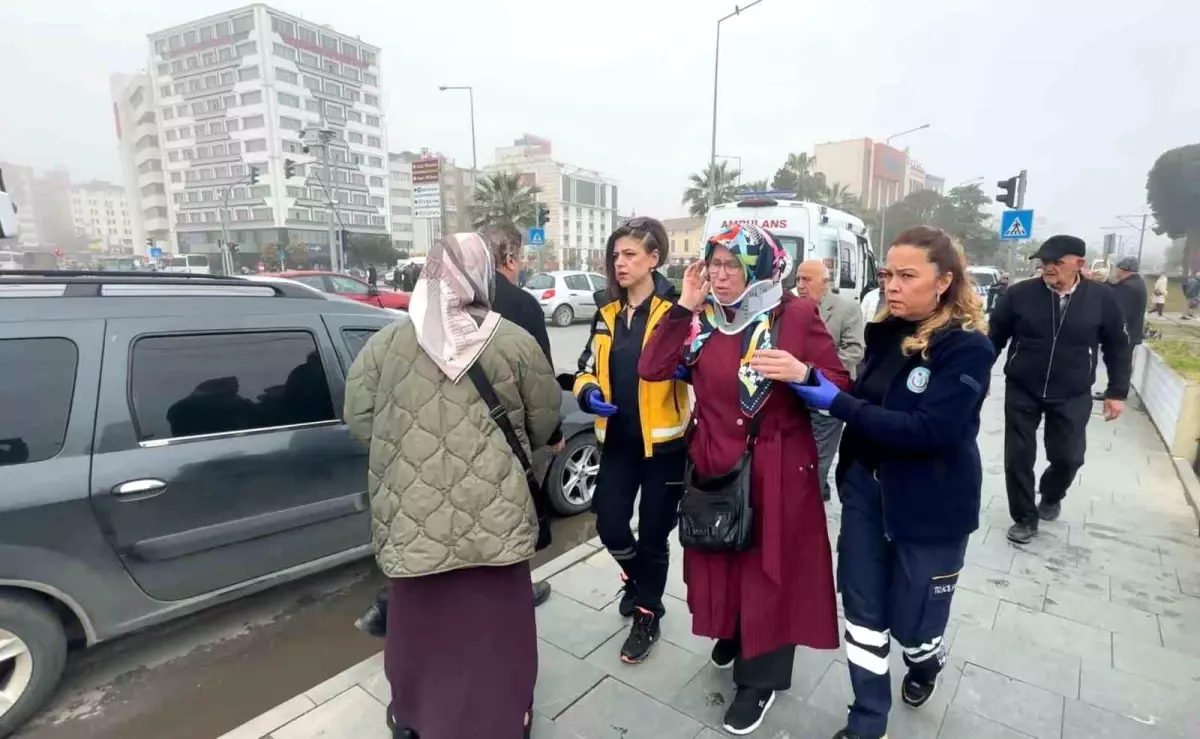 Samsun\'da Trafik Kazası: İki Yaralı