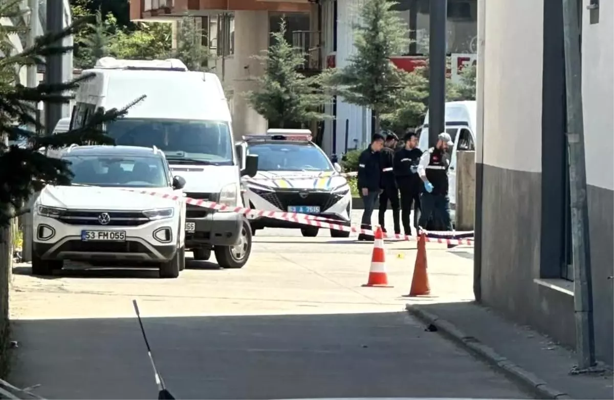 Rize\'de Kardeşler Arasında Silahlı Kavga