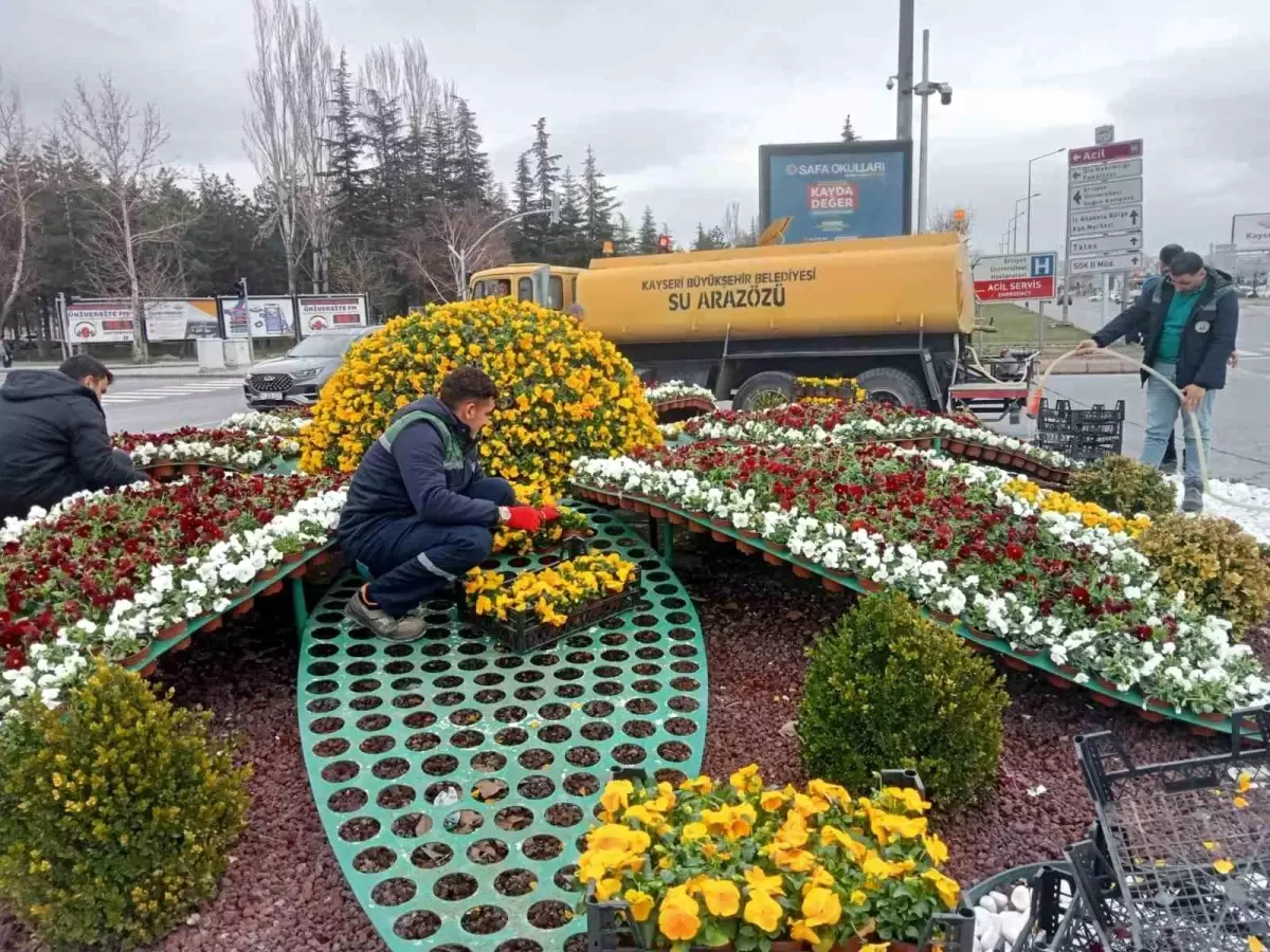 Kayseri\'yi bahar renklerine bürüyen peyzaj çalışmaları