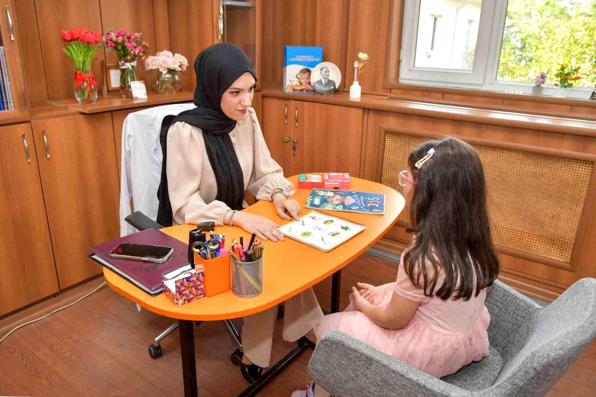 Esenyurt\'ta Özel Eğitim Merkezi, Çocukların Umudu Oluyor