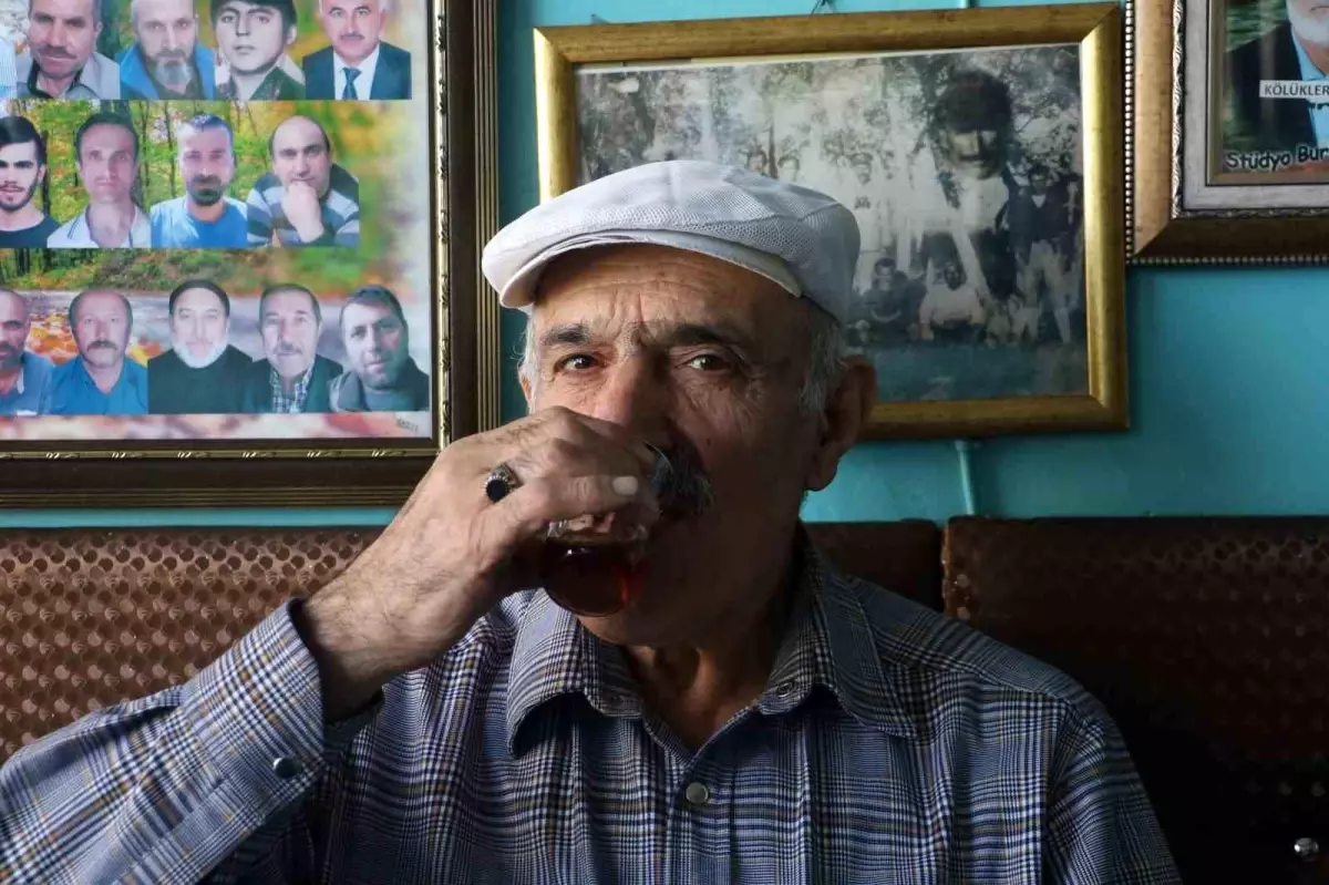 Nostaljik Çay Ocağı: 2 Bin Fotoğraf Sergi