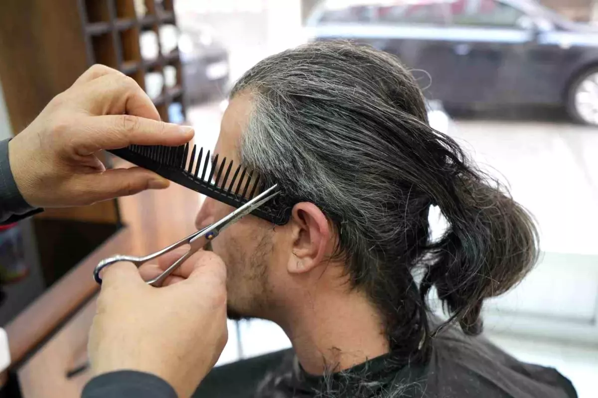 Samsun\'da Saç-Sakal Tıraşı 500 TL Oldu