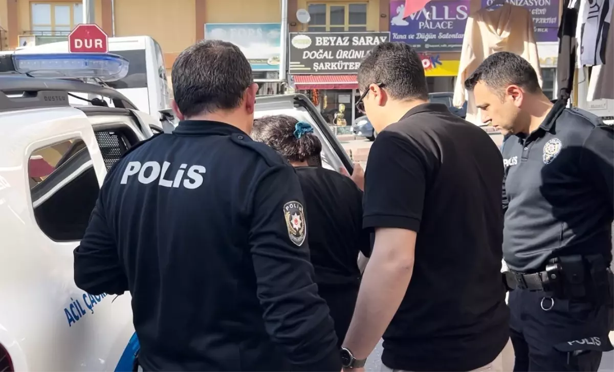 Eski Komşu Tabancayla Yaralandı