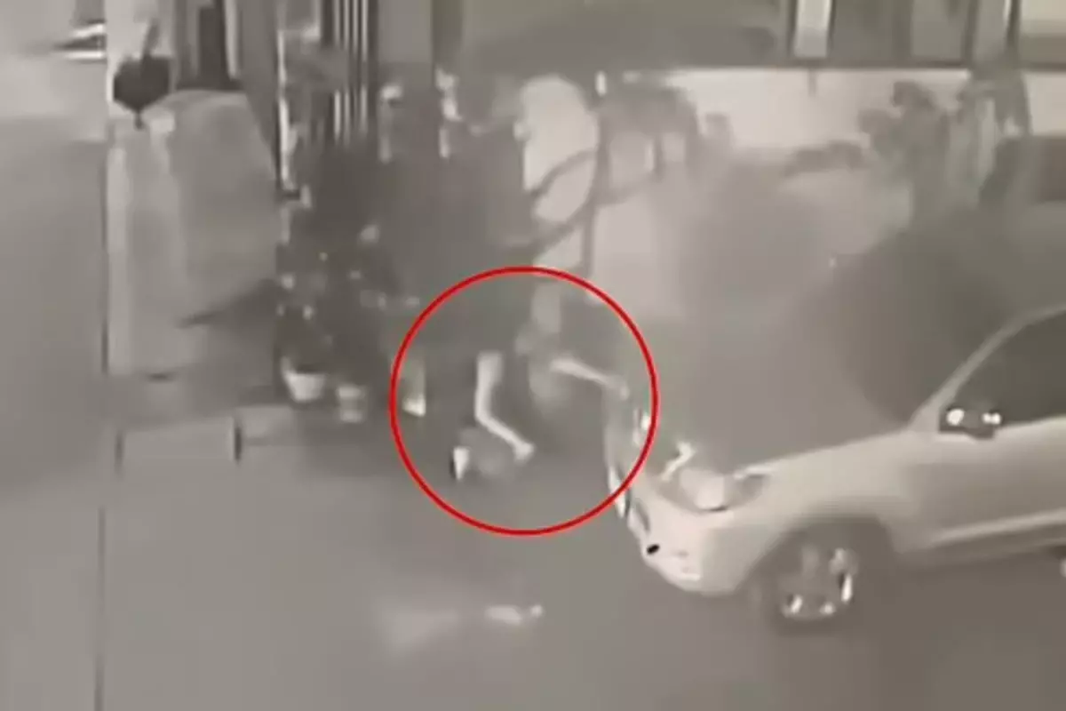 Festivalde doğum yapan anne, bebeğini ölüme terk edip eğlenceye devam etti