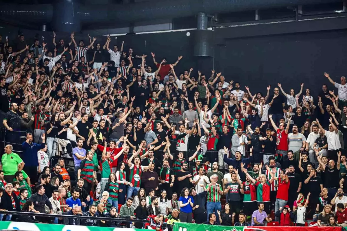 Karşıyaka - A. Efes Maçı Erteldi