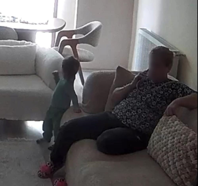 Küçük çocuğa şiddet uygulayan bakıcı gözaltına alındı