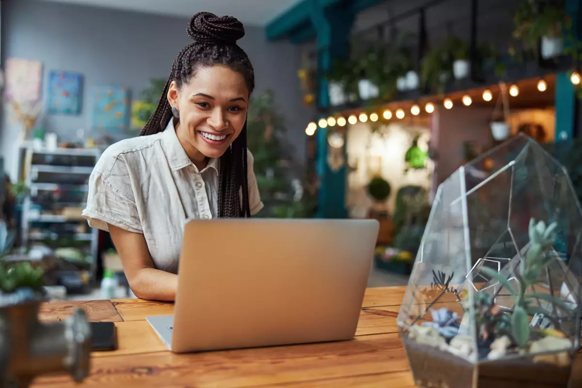 Öğrenciler için En İyi Çevrimiçi İş Nedir?