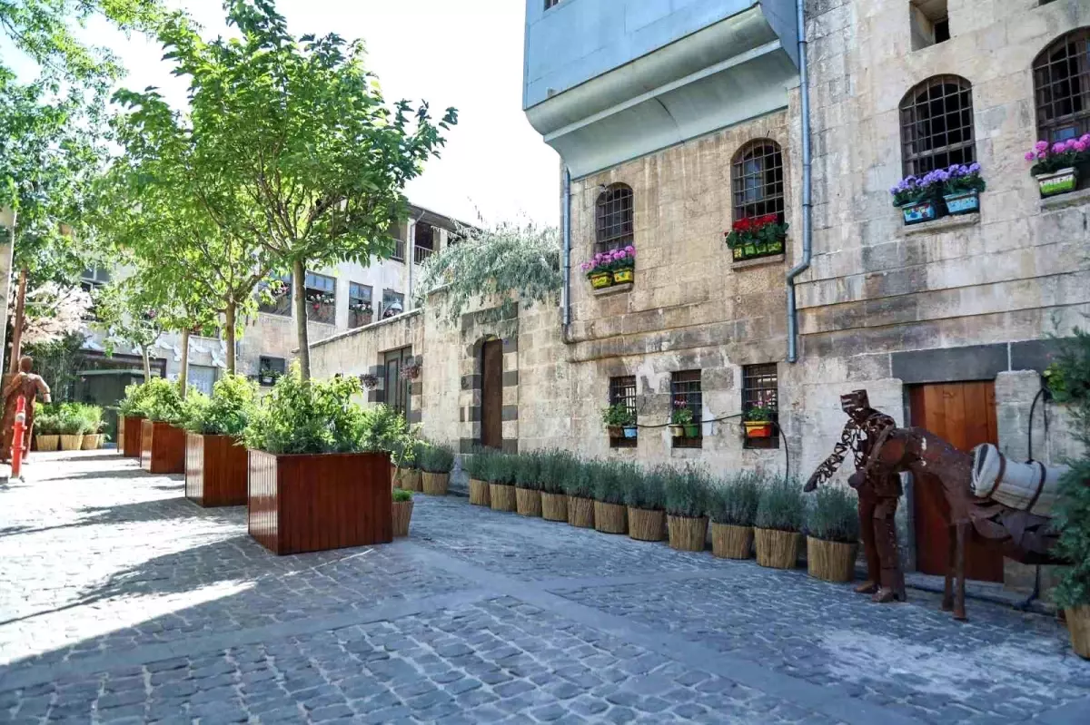 Gaziantep\'te Depremden Zarar Gören Kültürel Varlıkların Korunması İçin Destek Programı