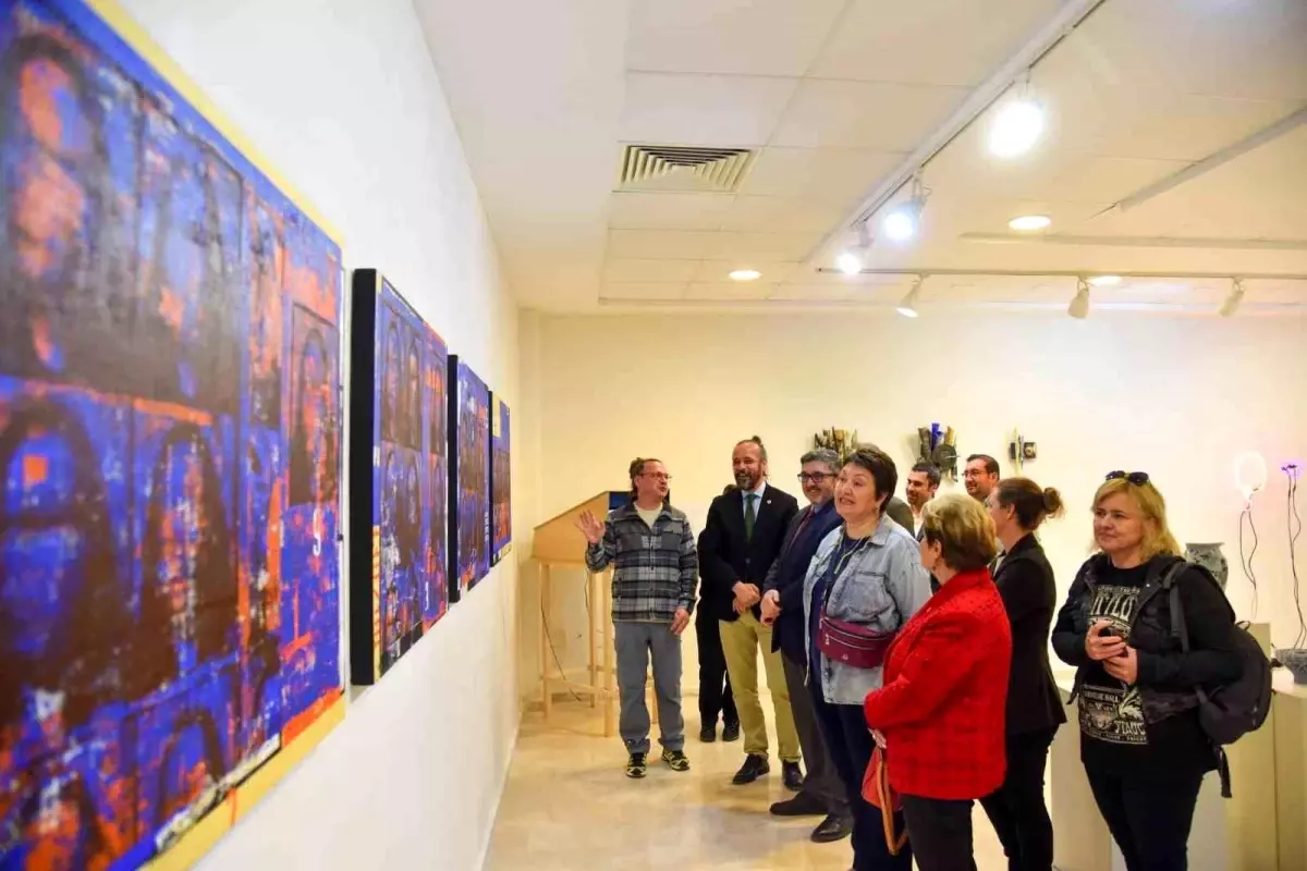 BŞEÜ\'de 23 Nisan Sergisi Açıldı