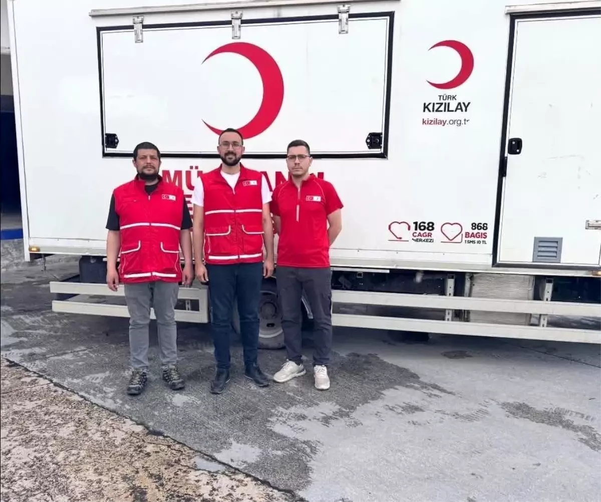 Kızılay\'dan İstanbul\'a Yardım