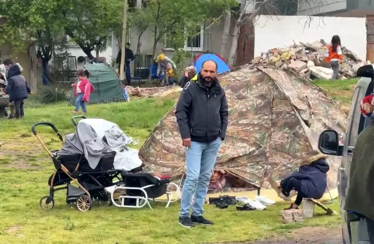 Arnavutköy\'de Deprem Paniği