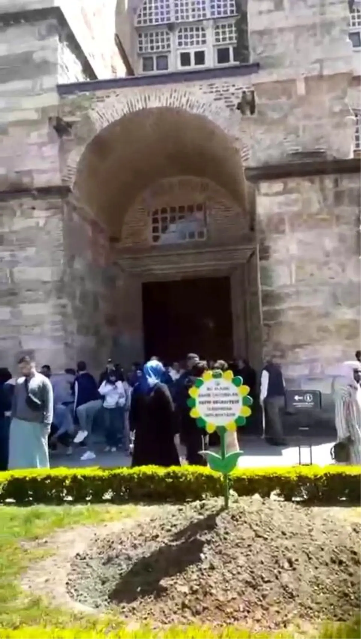 İstanbul\'da 6.2 Büyüklüğünde Deprem Panic Yarattı