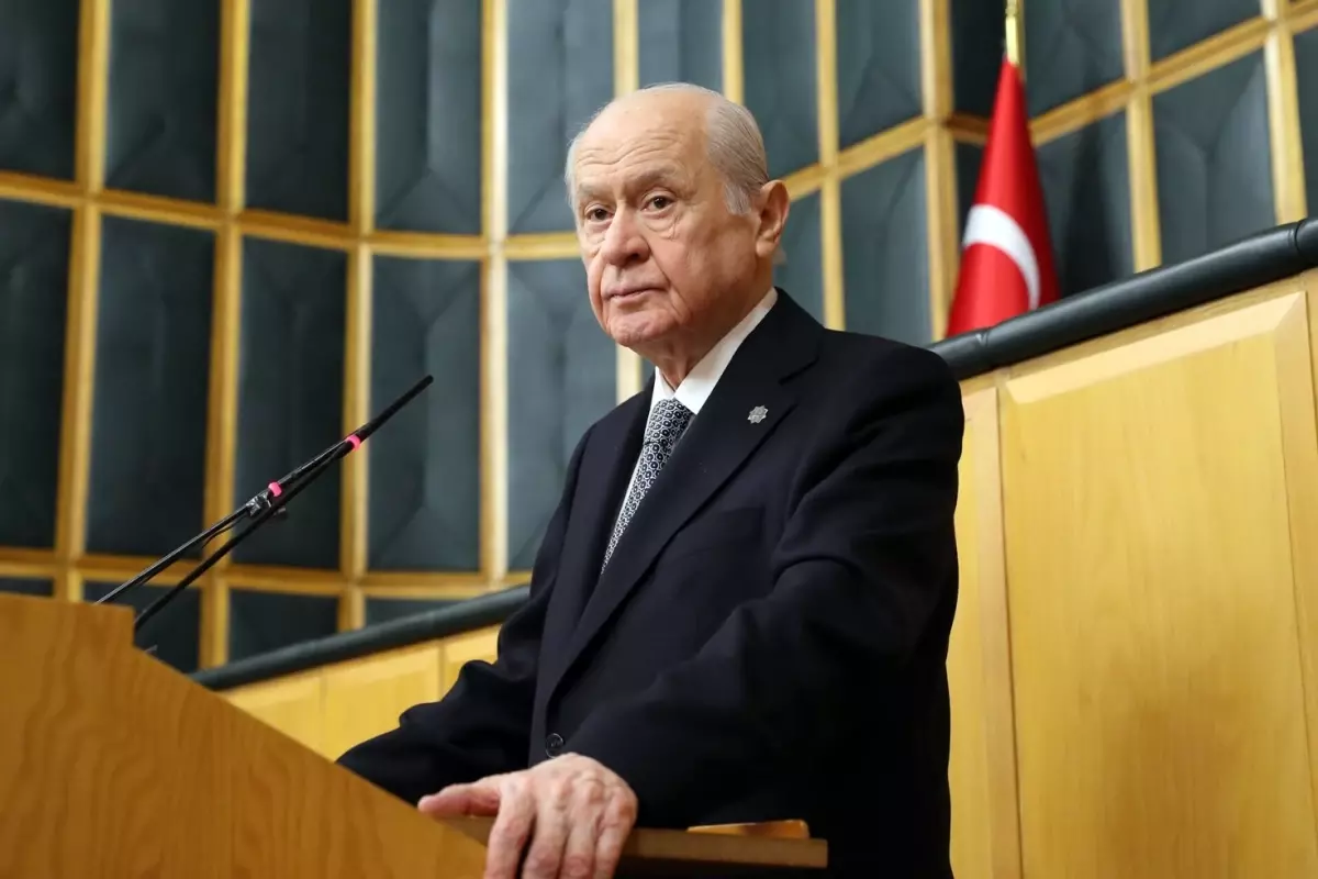 Bahçeli\'den İstanbul depremine ilişkin ilk açıklama: Artık İstanbul\'un bir numaralı gündemdir
