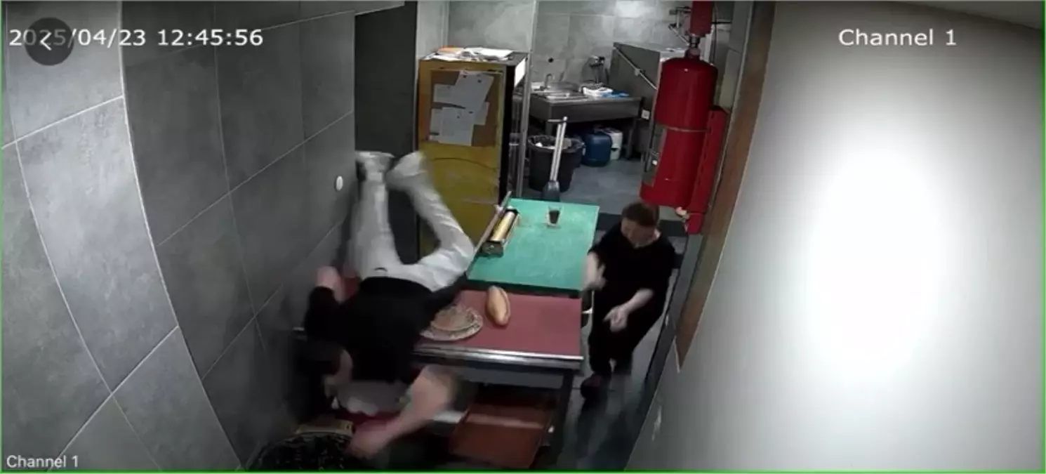 İstanbul\'da 6,2 Büyüklüğünde Deprem