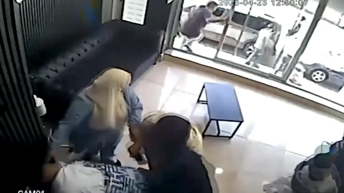 İstanbul\'da 6,2 Büyüklüğünde Deprem