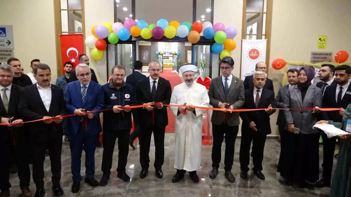 Diyanet İşleri Başkanı Erbaş: "Herkes için burası bir irfan merkezi olacak"