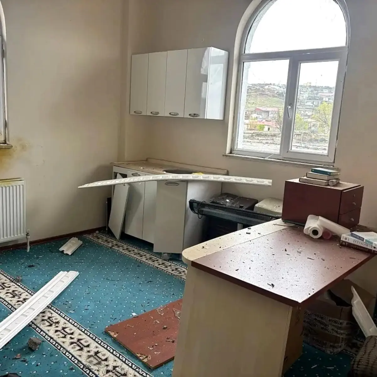 Camiye Yıldırım Düştü, Hasar Büyük