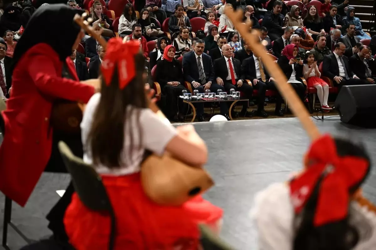 Erzurum\'da 23 Nisan coşkusu