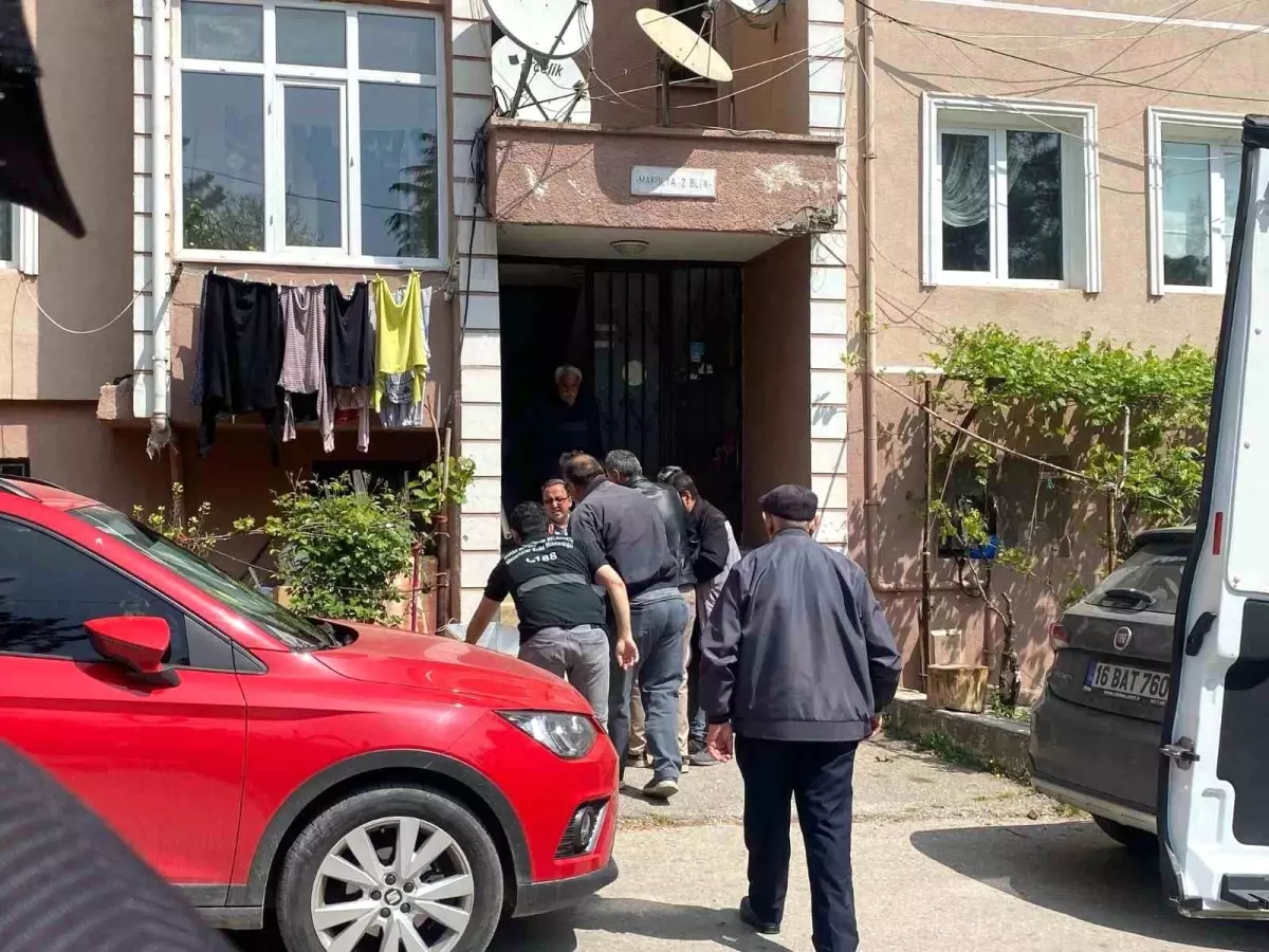 Bursa\'da Yalnız Yaşayan Adam Evinin İçinde Ölü Bulundu