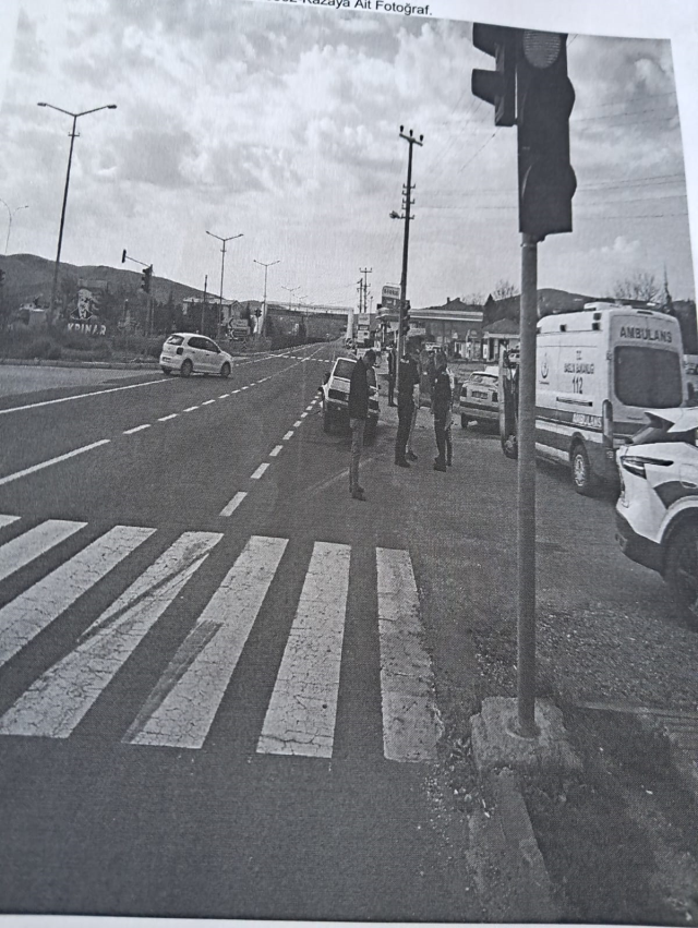 Fenomen muhtar adayı geçirdiği trafik kazasını da şiirle anlattı