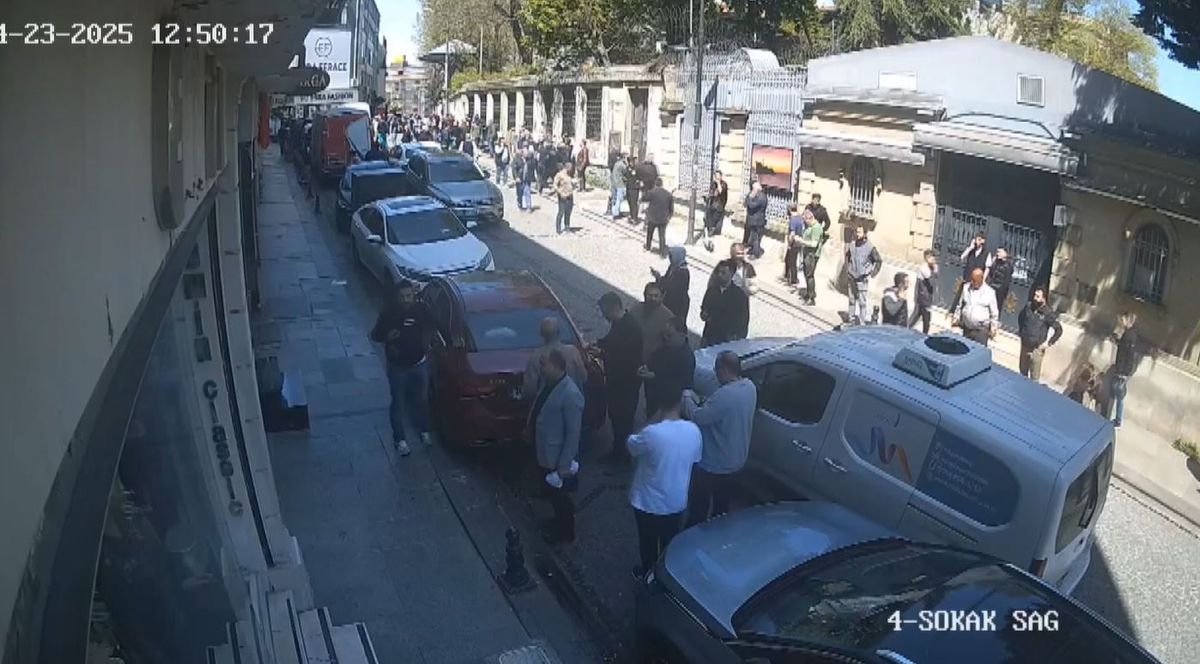 İstanbul\'da 6,2 Büyüklüğünde Deprem