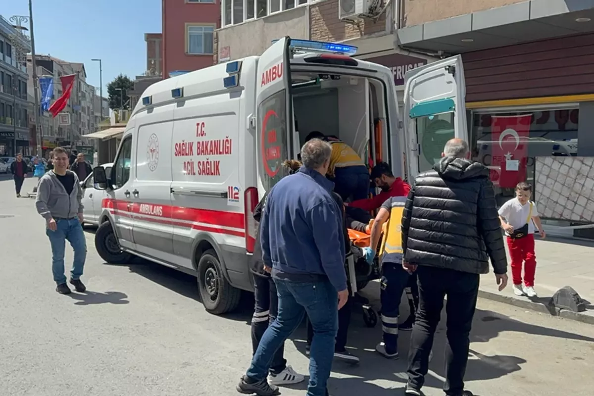 İstanbul Valiliği: Panik nedeniyle yüksekten atlayan 151 kişi yaralandı