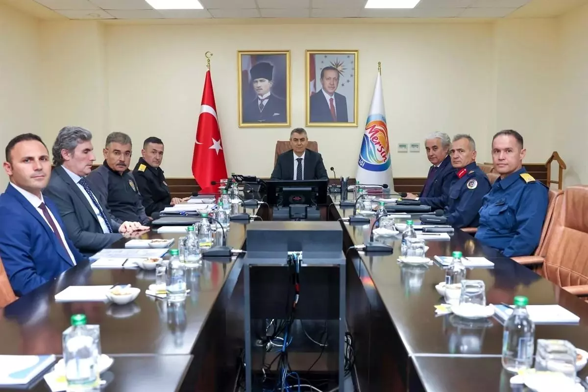 Mersin\'de 891 Suçlu Yakalandı