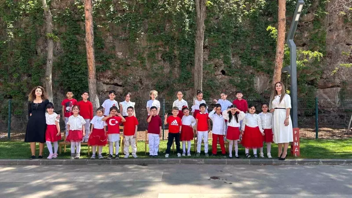 23 Nisan\'da Eğitim ve Sanat Bir Arada