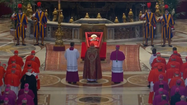 Papa Franciscus'un naaşı Aziz Petrus Bazilikası'nda! On binler naaşı görmek için Vatikan'a akın etti
