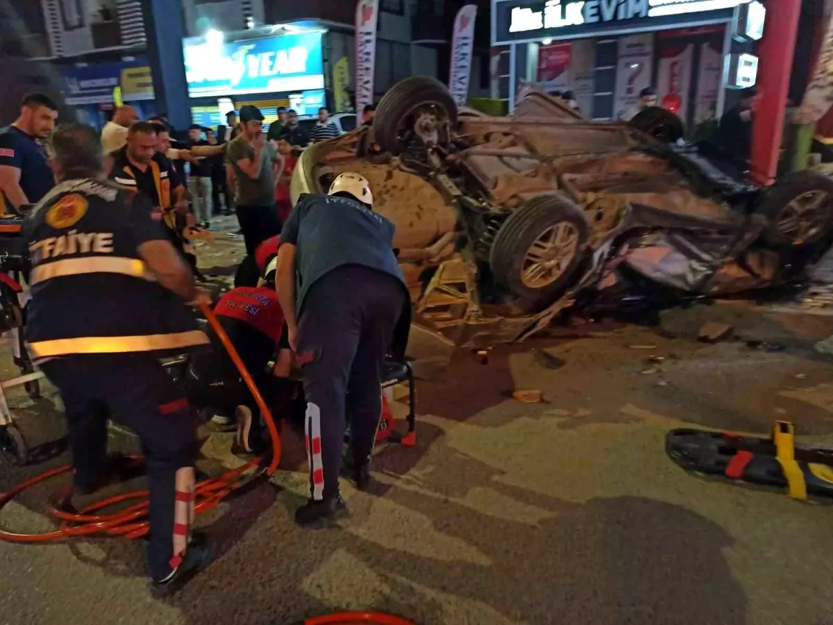 Şanlıurfa\'da Feci Kaza: 2 Ölü, 1 Yaralı