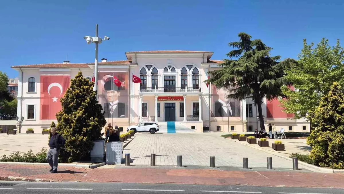 Tekirdağ\'da Deprem Nedeniyle Okullar Tatil