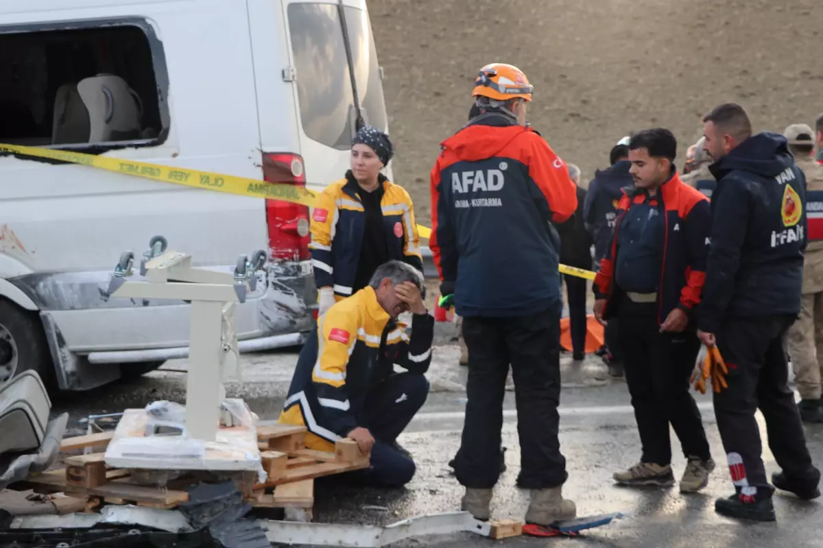 Van\'daki katliam gibi kazada yürek yakan detay