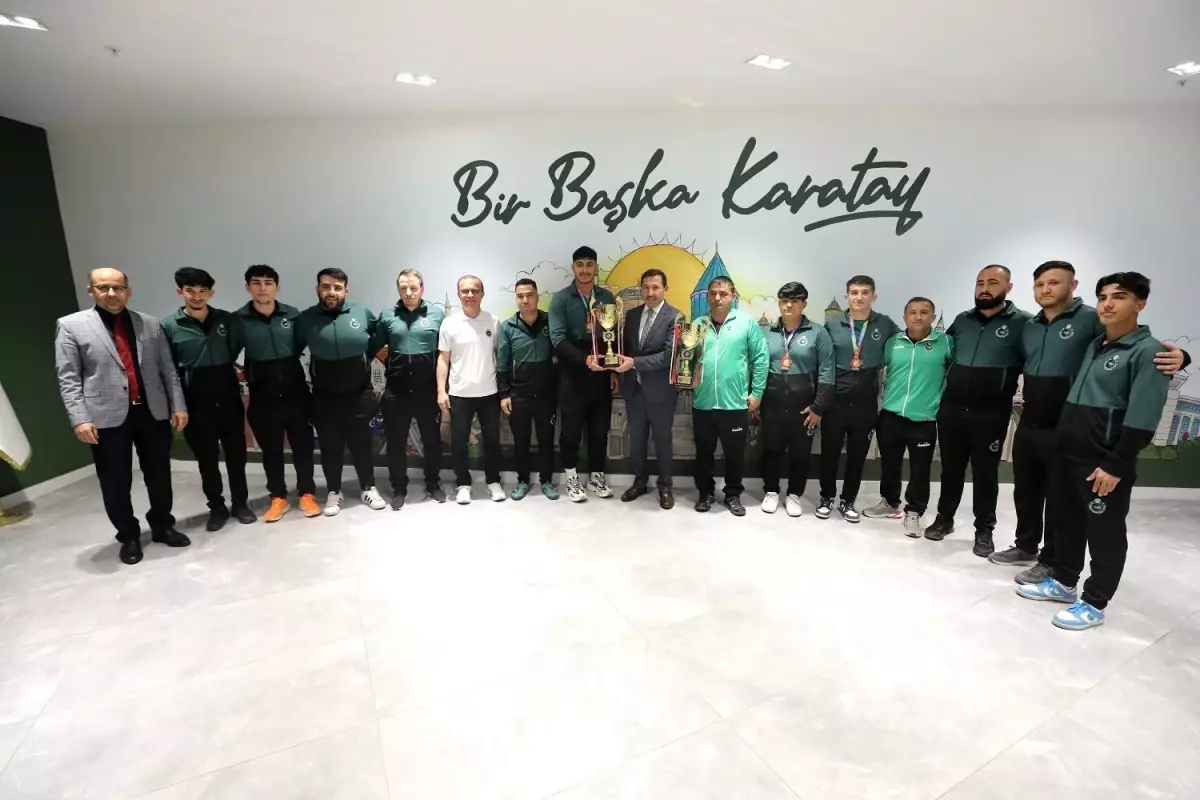 Karatay Belediyespor İşitme Engelliler Güreş Takımı\'ndan Büyük Başarı