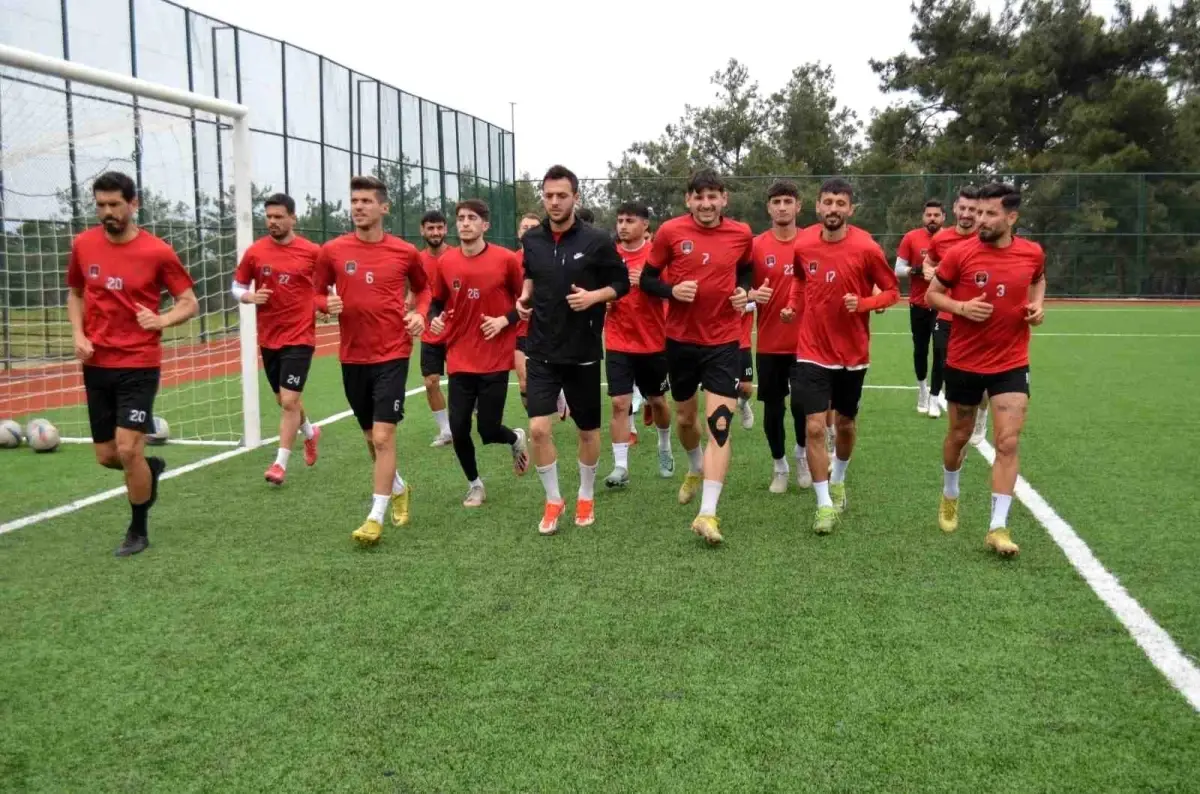 Denizli İdmanyurdu Gürellerspor Şampiyonluk İçin Gün Sayıyor