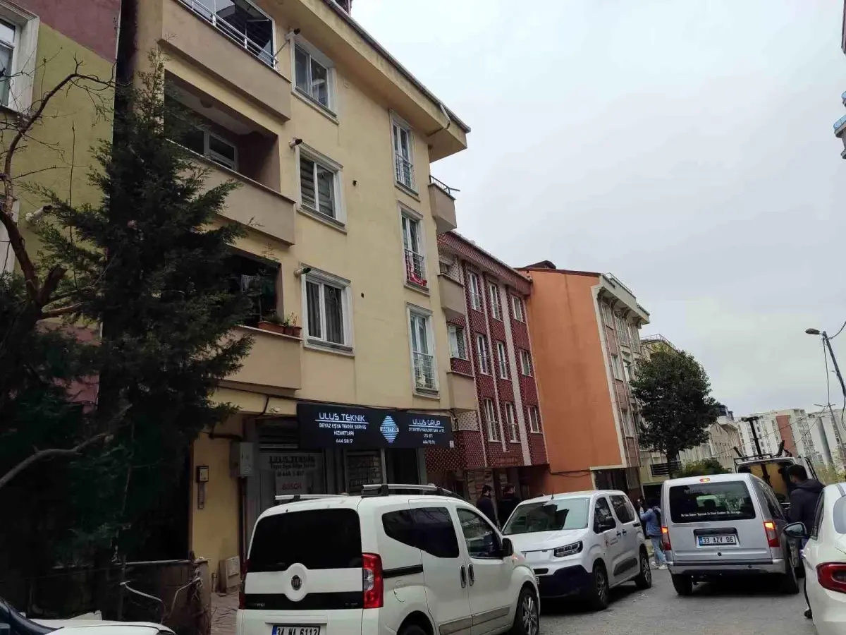 İstanbul\'da Deprem Hasar Tespit Çalışmaları Devam Ediyor