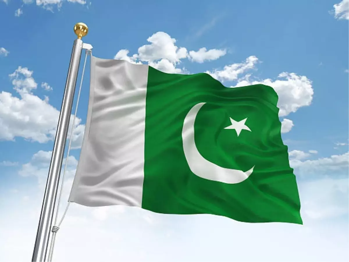 Pakistan\'dan Hindistan\'a Sert Uyarı