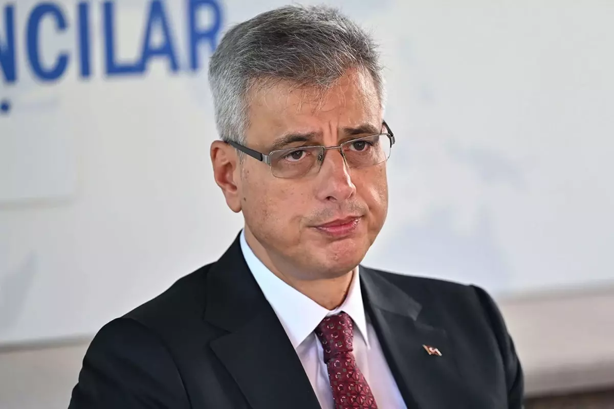 Sağlık Bakanı Memişoğlu\'ndan sezaryen doğum açıklaması: \'\'Bir ameliyat, doğum şekli değil\'\'