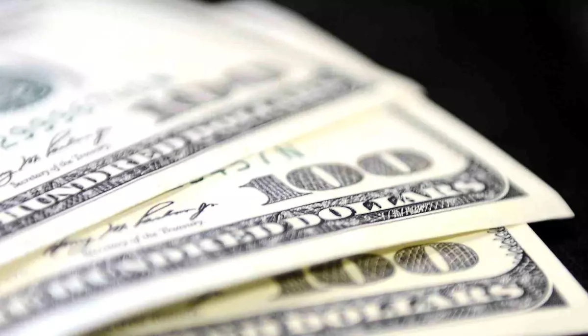 Döviz Fiyatları: Dolar ve Euro Güne Yükselişle Başladı