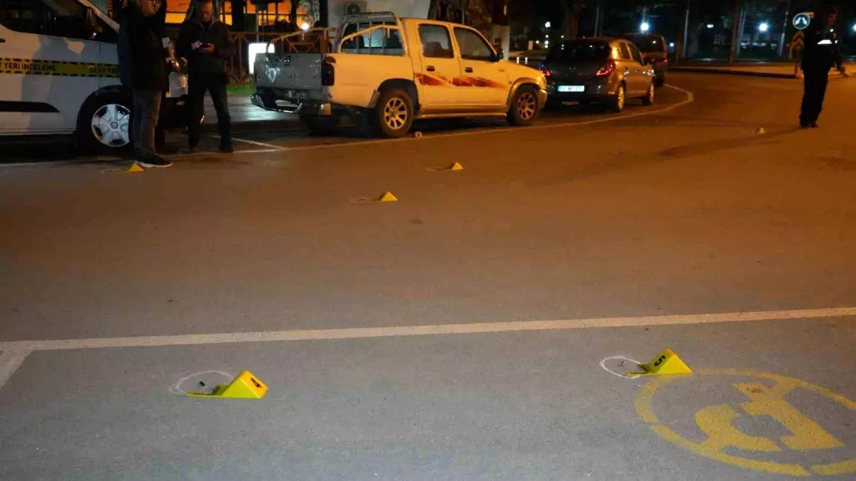 Burdur\'da Rastgele Ateş Açıldı