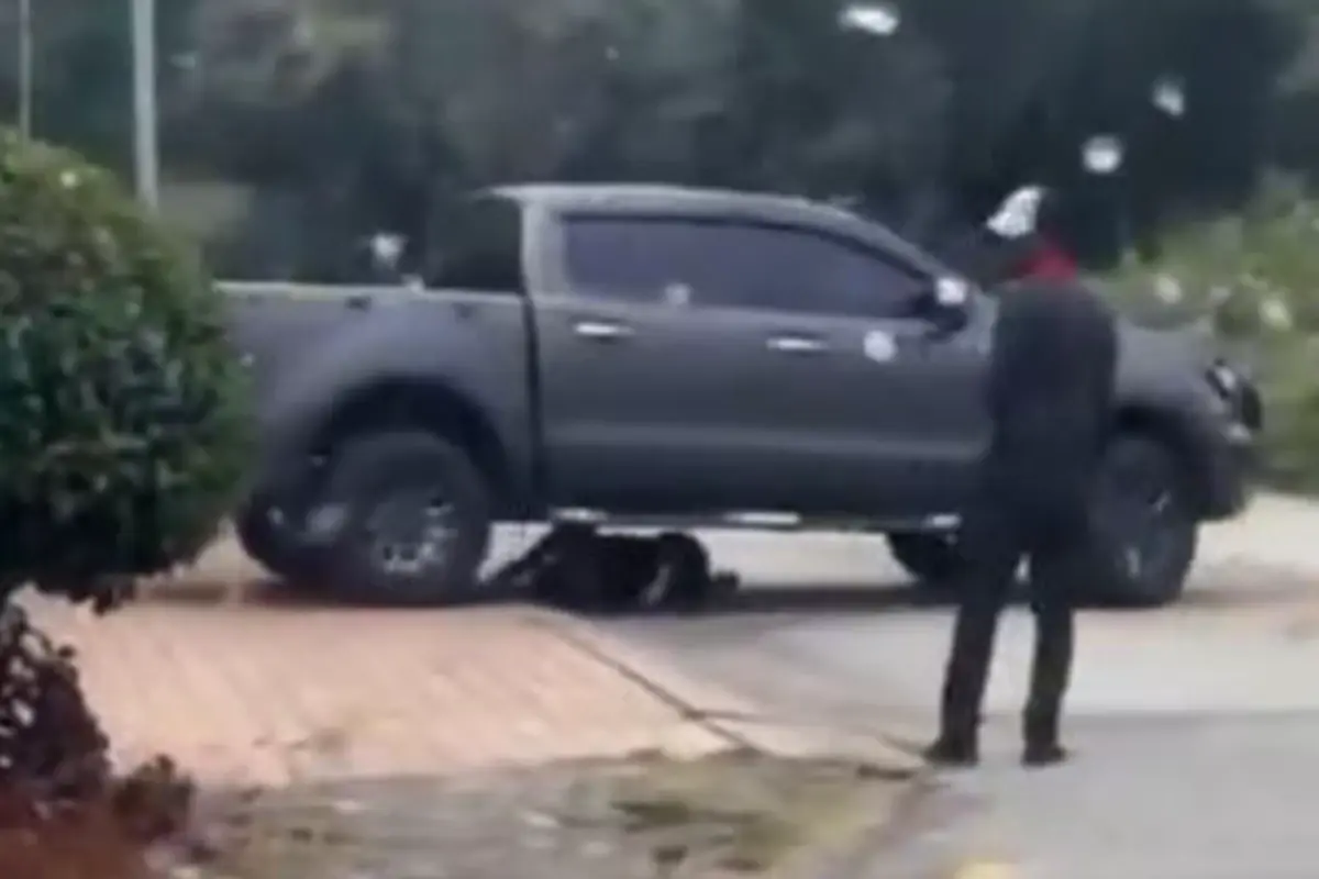 Aldatılan koca, karısının sevgilisini arabayla ezerek öldürdü