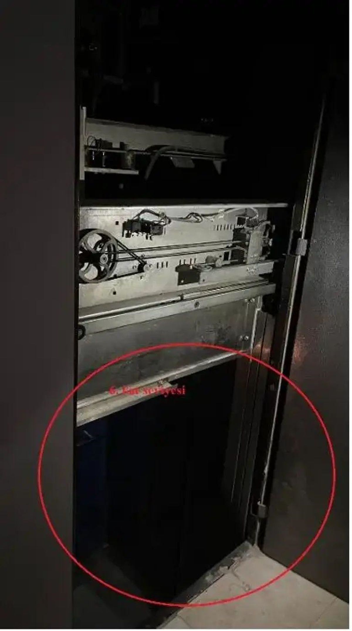 Asansörde Mahsur Kalan Çocuğun Ölümü Davası