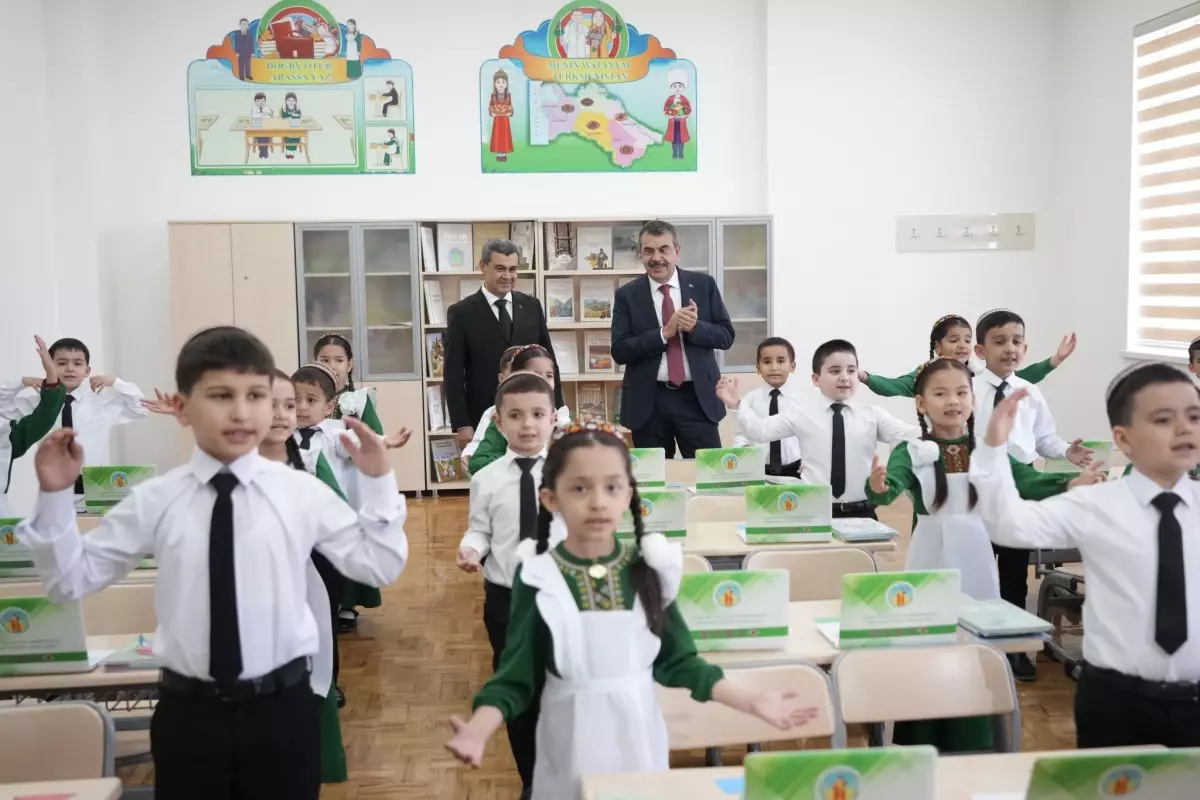 Bakan Tekin, Uluslararası Matematik Olimpiyatı\'nda